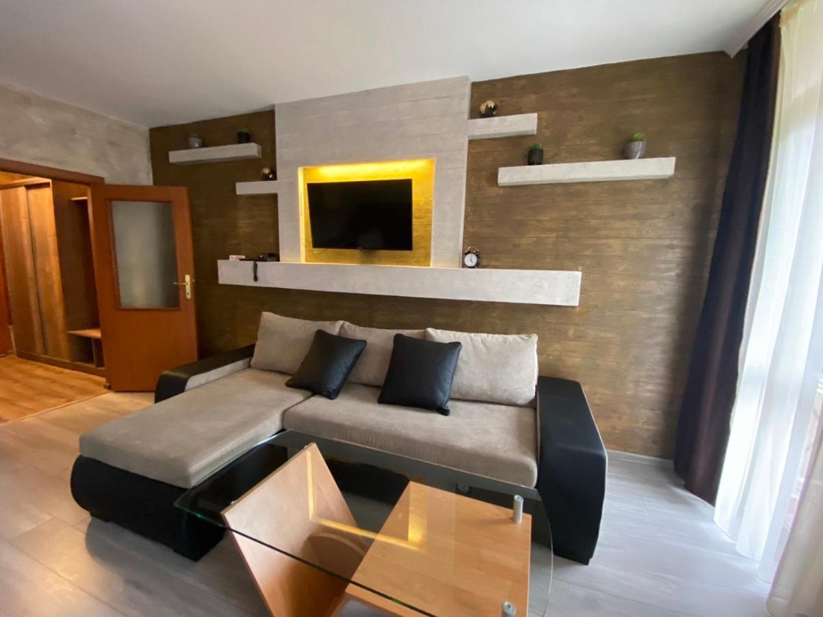Deluxe 707 Apartment โบโรเวทส์ ภายนอก รูปภาพ